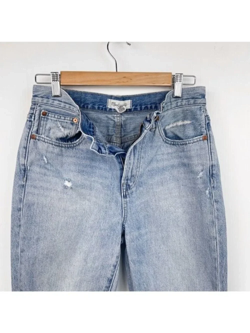 Madewell The Perfect Vintage Jean in Calabria Wash MB435 distressed Edition 26